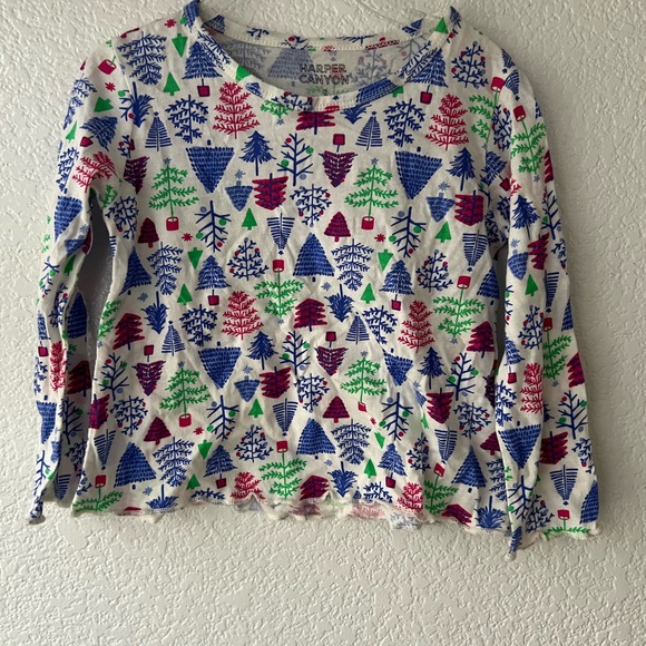 Girls holiday bundle tops - Picture 4 of 4